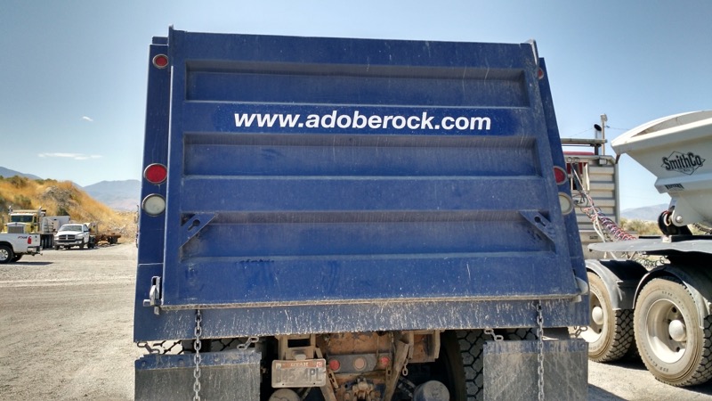 Adobe Rock – Fleet design, production and installation of cut vinyl